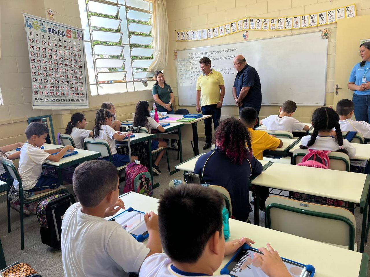 Bragança Paulista é destaque mundial com o Programa Conectando Aprendizagens