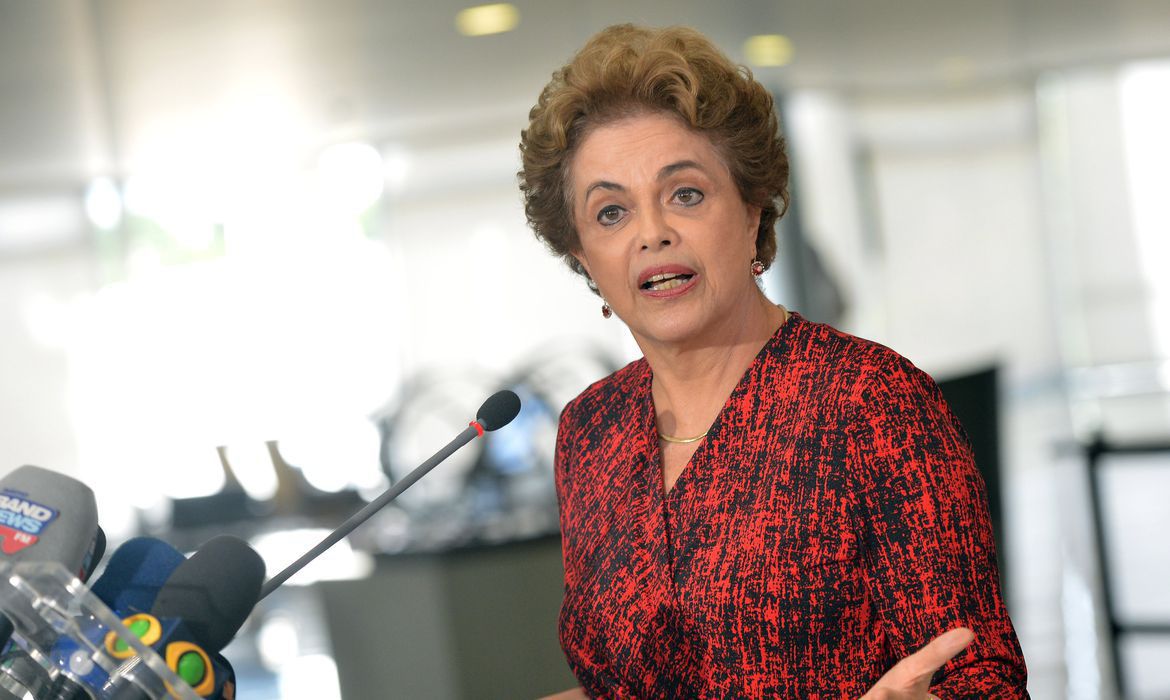 Dilma Roussef vai presidir o banco do Brics, composto por Brasil, Rússia, Índia, China e África do Sul
