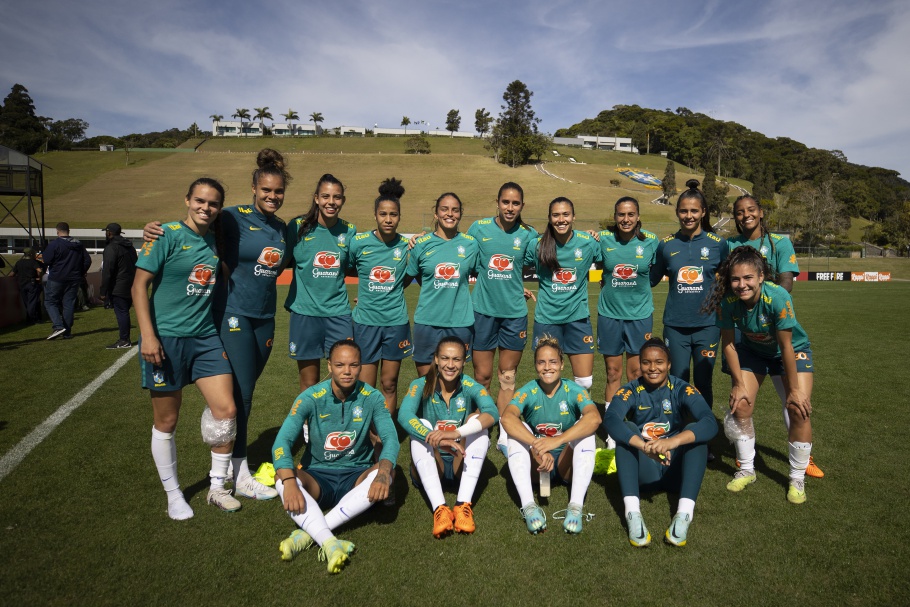 Antes de convocação oficial, Seleção Feminina finaliza período de treinos na Granja Comary