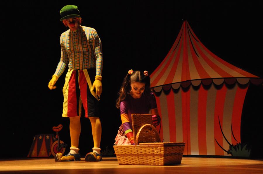 Espetáculo “Circus Alegria” acontece neste sábado (14/10) no Teatro Carlos Gomes