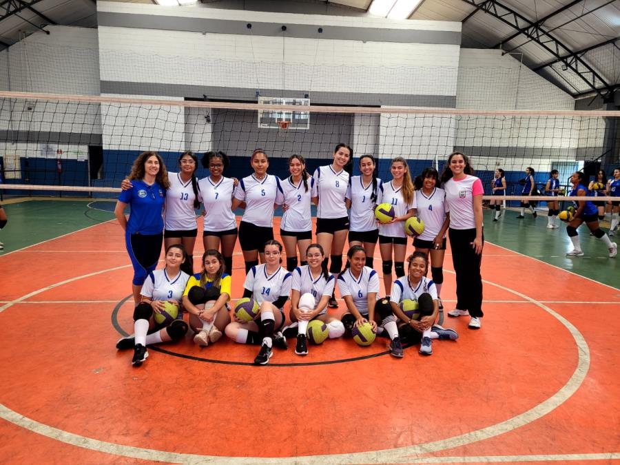 Festival de Voleibol Feminino Categoria Mista é realizado em Bragança Paulista