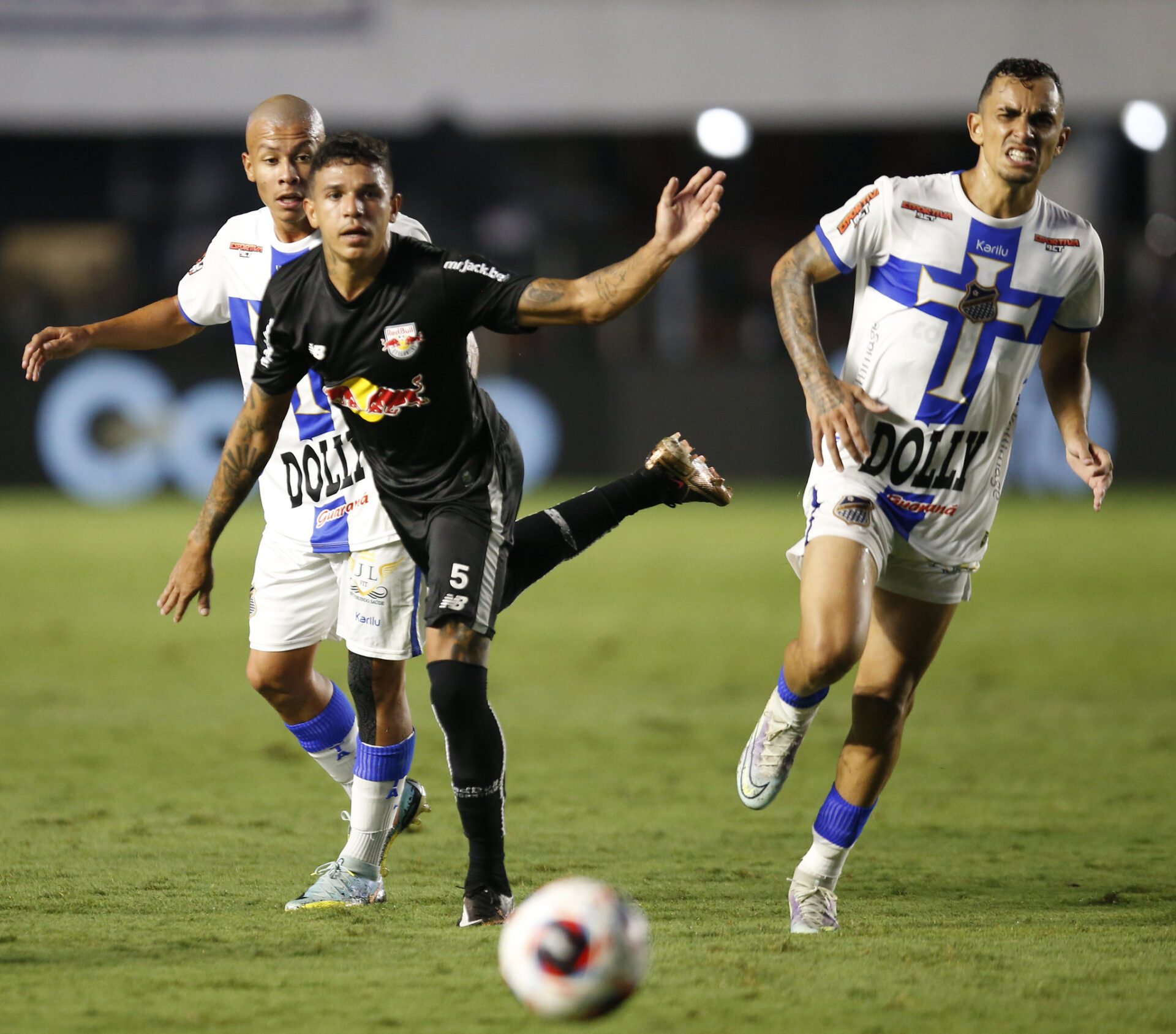 Bragantino jogará partida de abertura Paulistão 2024 contra Água Santa