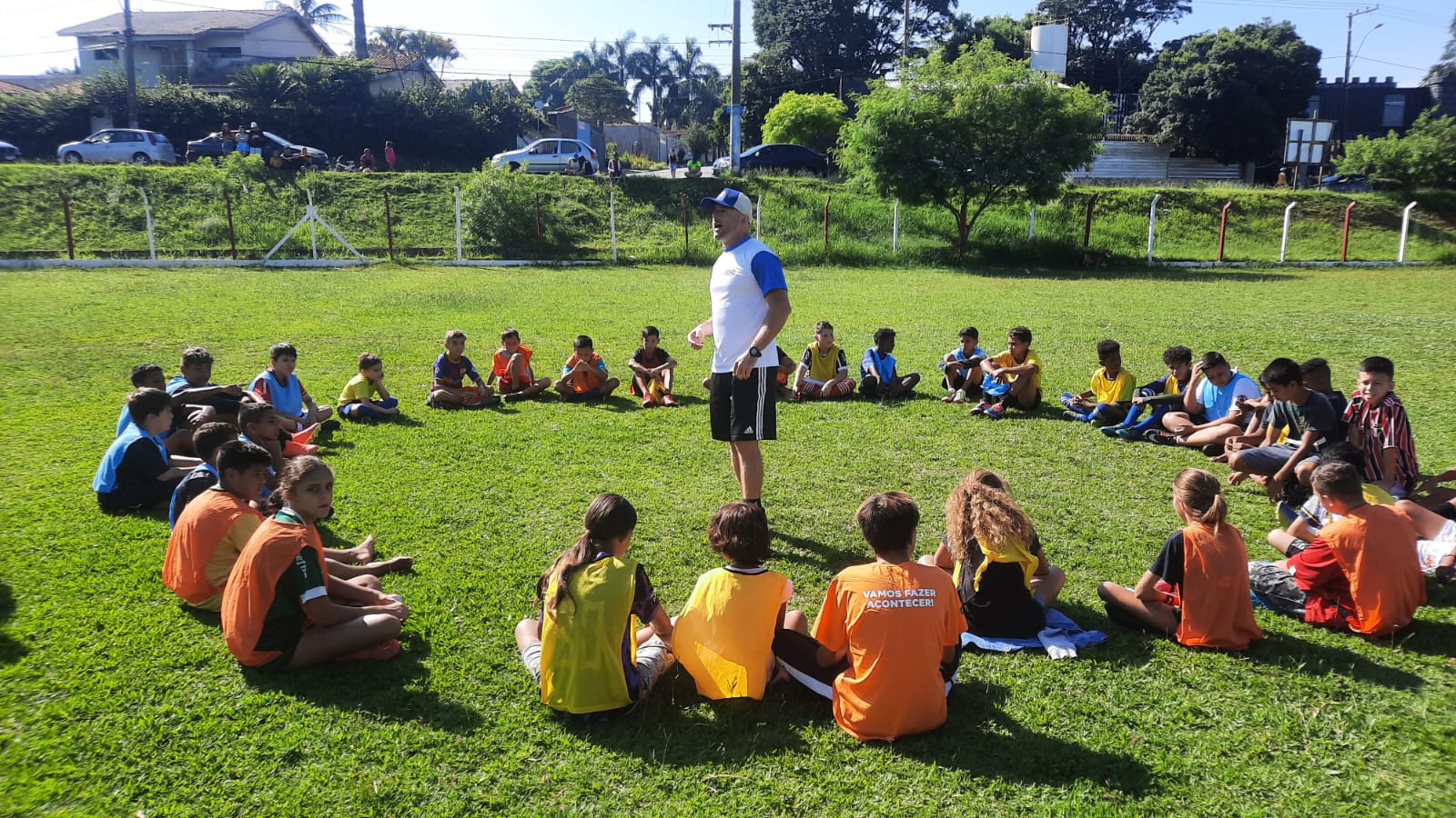 Festival de Futebol encerra as aulas das escolinhas mantidas pela Prefeitura